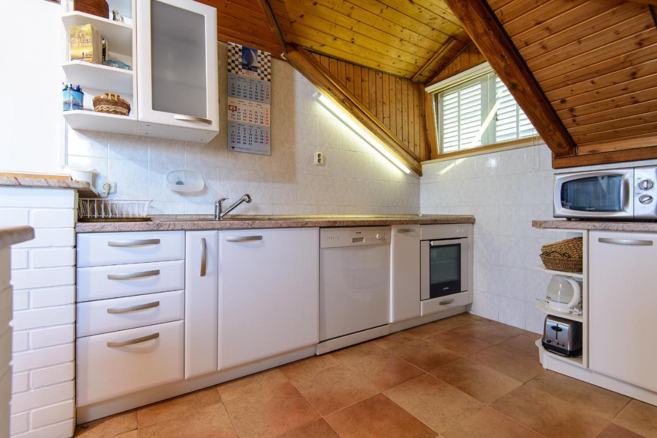 Impeccable 3-Bed Apartment In ドゥブロブニク エクステリア 写真